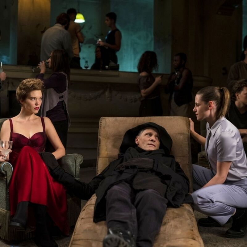 DAVID CRONENBERG’S CRIMES OF THE FUTURE STARRING VIGGO MORTENSEN, LÉA SEYDOUX, KRISTEN STEWART, AND SCOTT SPEEDMAN TO PREMIERE AT CANNES IN OFFICIAL COMPETITION